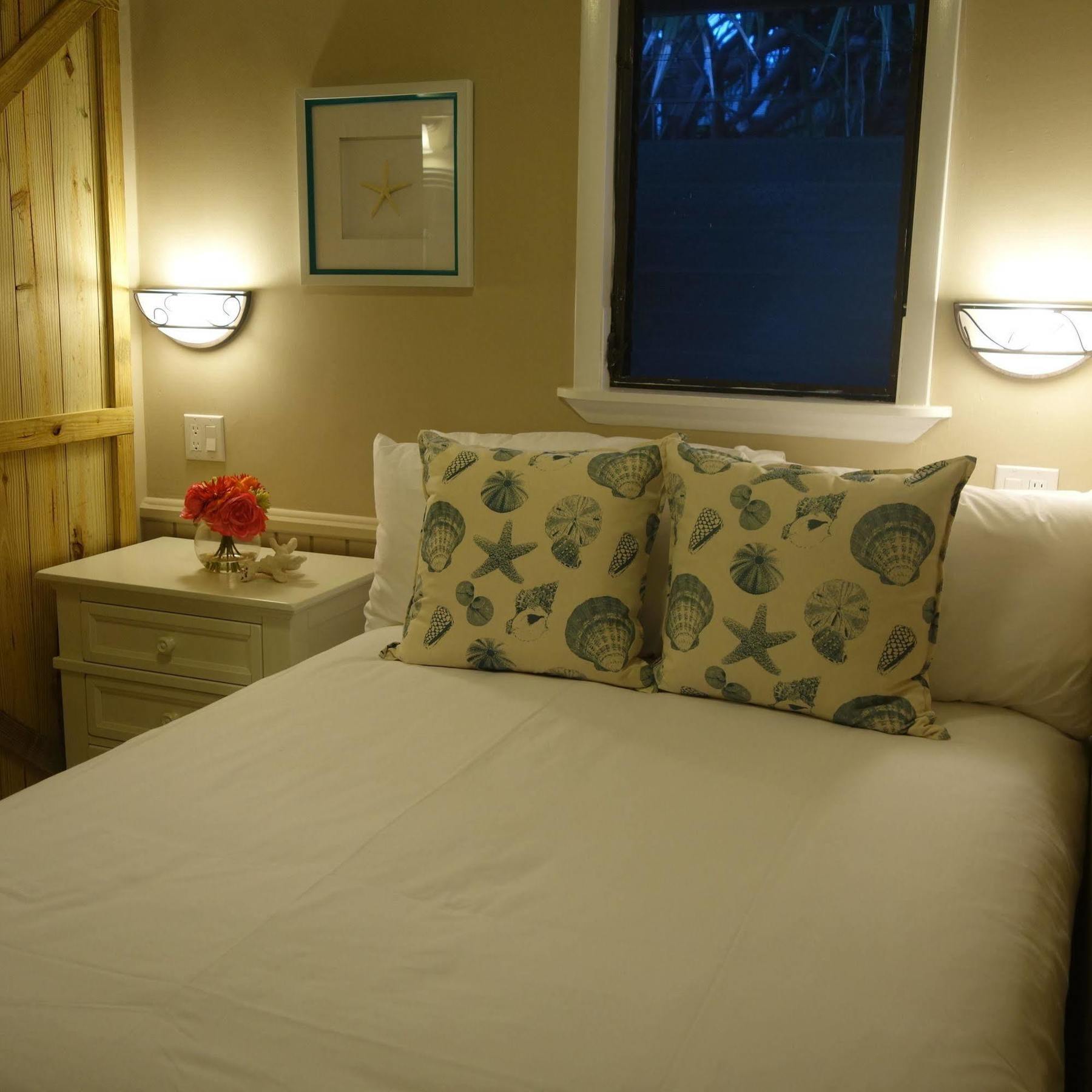 Hotel South Fleetwood Grace Bay Exterior foto